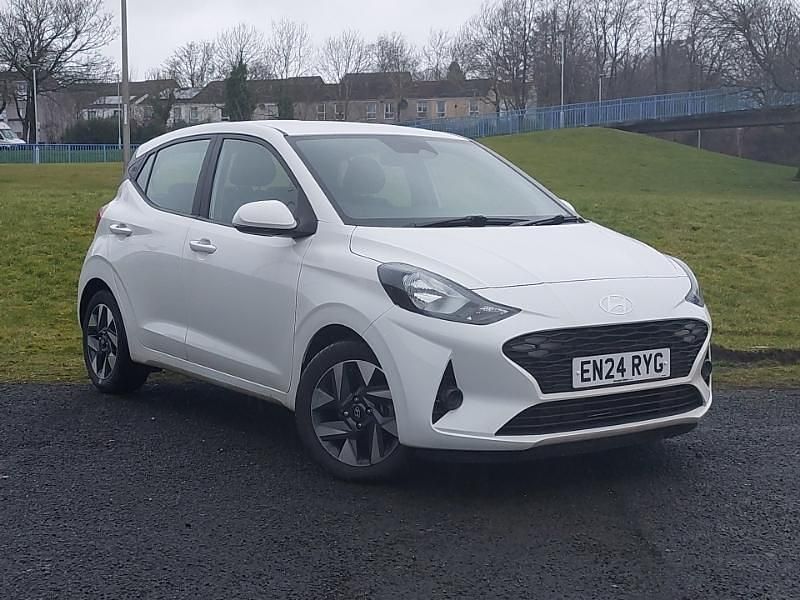 Used Hyundai i10 Advanced 2024 White Hatchback