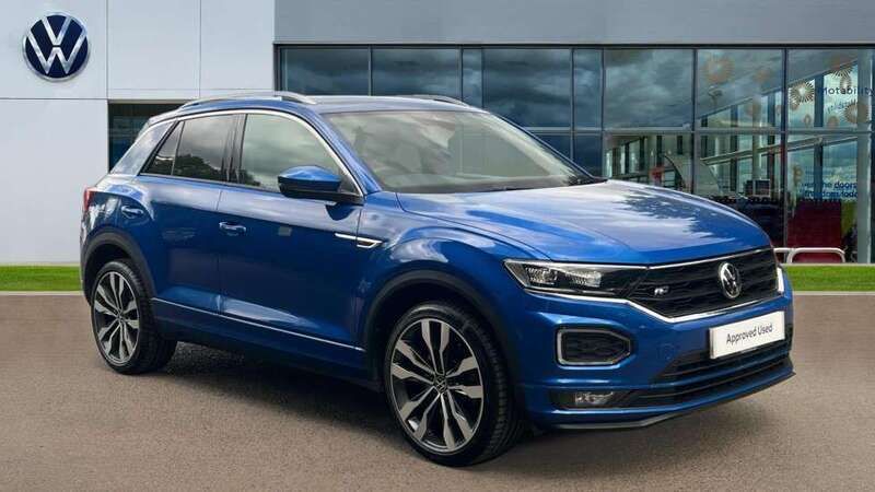 Blue Used 2021 VW T-Roc R-line SUV | £24,157 (Fair price) - Image 1/4