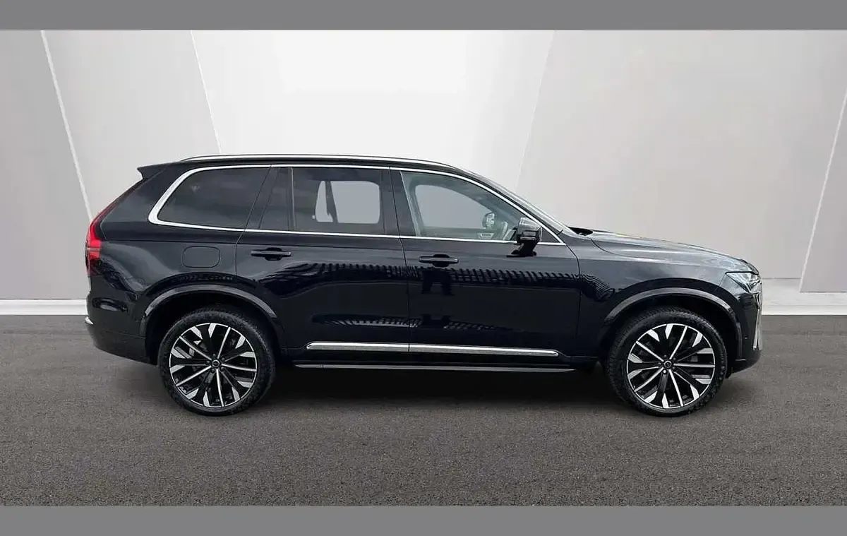 Used Volvo XC90 Ultra 455 HP (334 kW) 2025 Black SUV