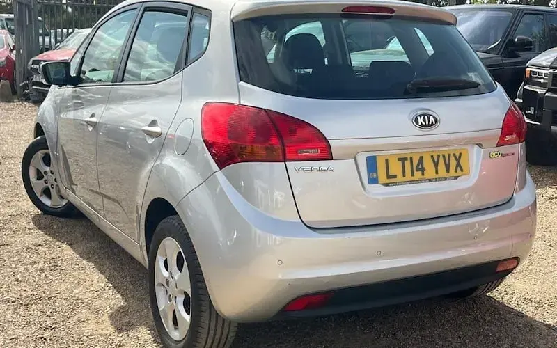 Used Kia Venga 90 HP (66 kW) 2014 Silver Hatchback