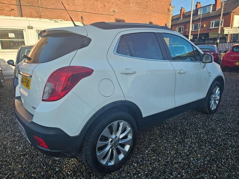 Used Vauxhall Mokka 2015 White SUV