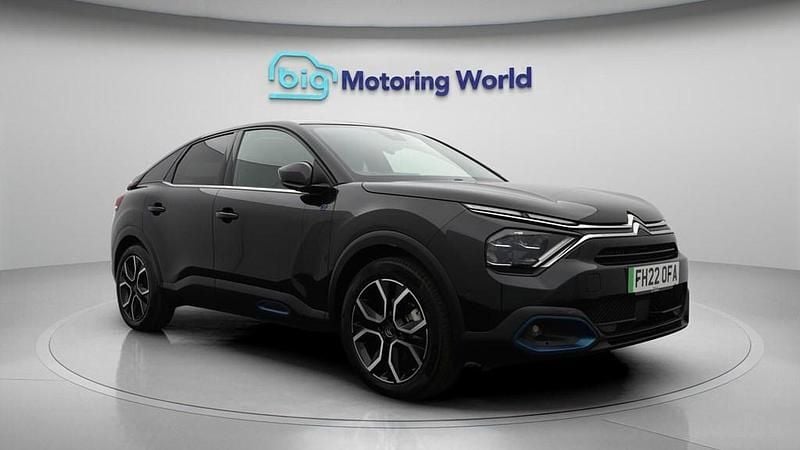 Used Citroën e-C4 Shine 100 kW (136 HP) 2022 Hatchback
