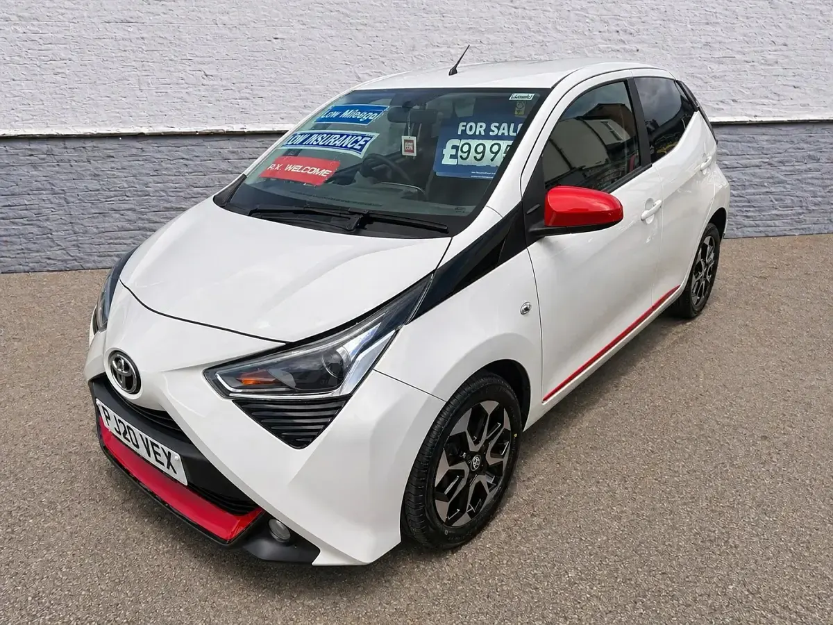 Used Toyota Aygo Trend 72 HP (52 kW) 2020 White Hatchback