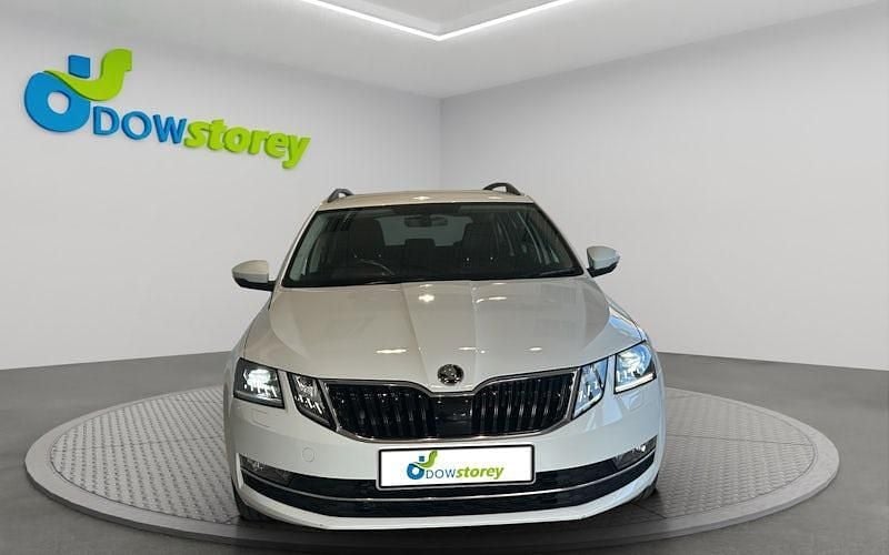 Used Skoda Octavia SE L 150 HP (110 kW) 2019 White Estate