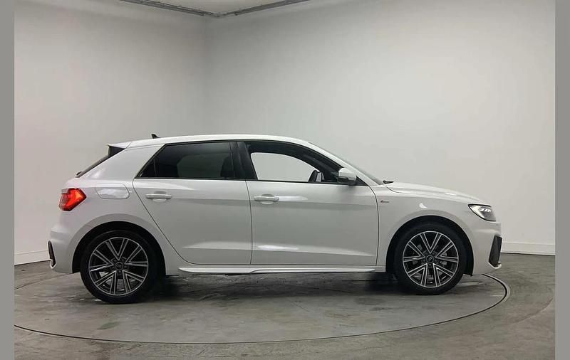 Used Audi A1 S-Line 113 HP (83 kW) 2025 White SUV