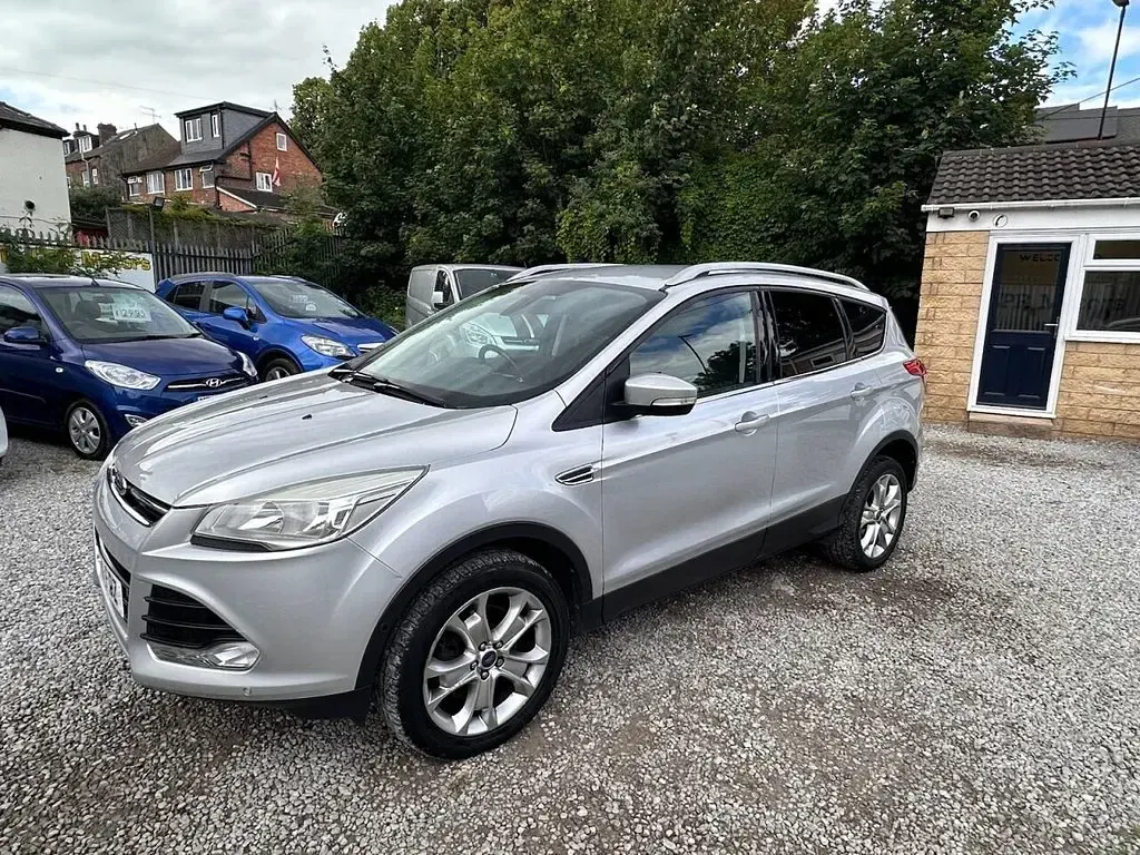 Used Ford Kuga Titanium 163 HP (119 kW) 2014 Silver SUV