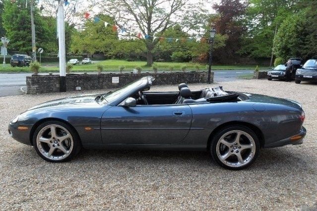 Used Jaguar XKR 370 HP (272 kW) 2001 Cabriolet