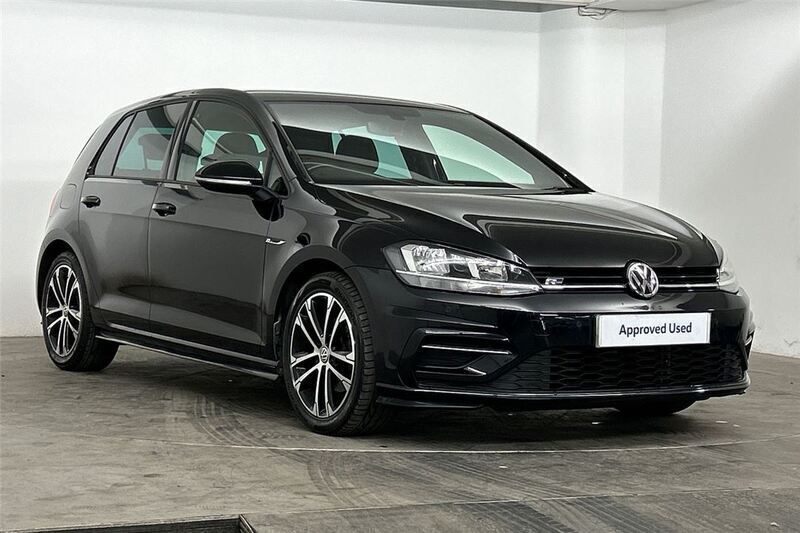 Black Used 2018 VW Golf VII R-line Hatchback | £16,995 (Fair price) - Image 1/4