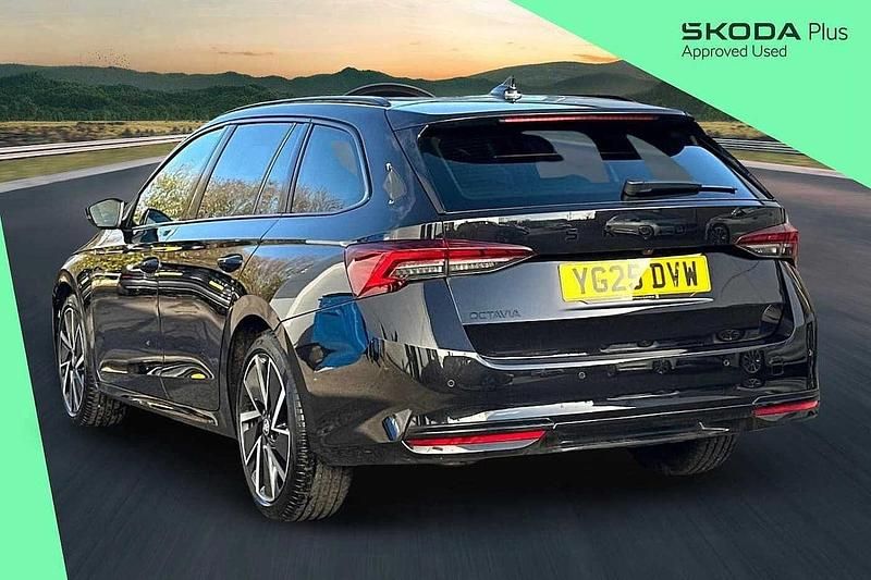 Used Skoda Octavia SportLine 150 HP (110 kW) 2025 Black Estate