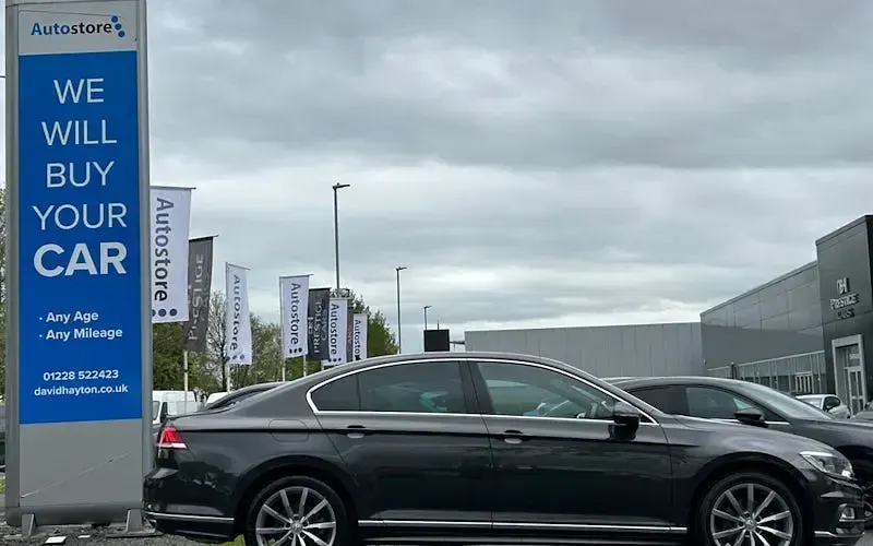 Used VW Passat R-line 150 HP (110 kW) 2019 Sedan