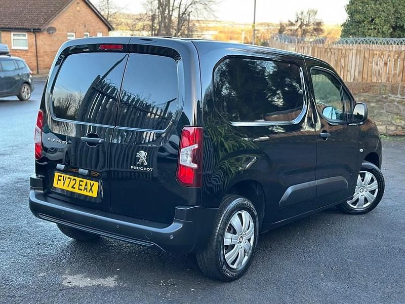 Used Peugeot Partner Premium 2022 Black MPV