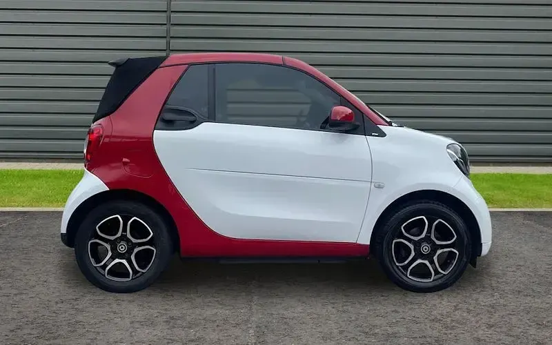 Used Smart ForTwo Cabrio Prime 71 HP (52 kW) 2019 Cabriolet