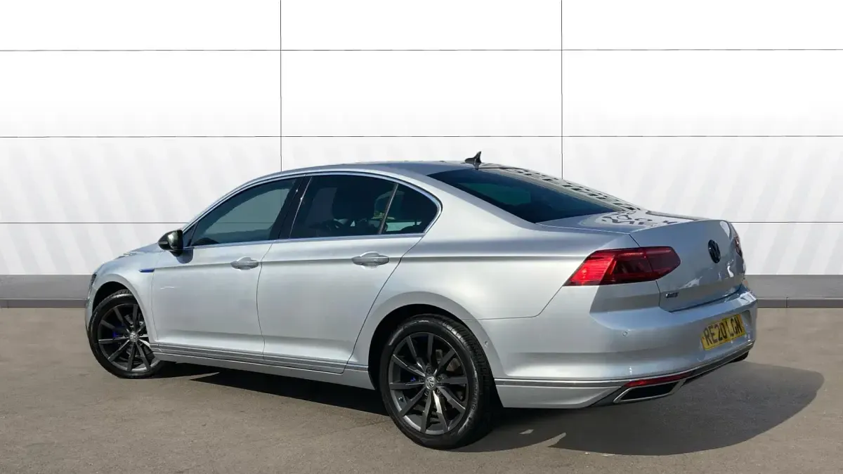 Used VW Passat Advance 218 HP (160 kW) 2020 Silver Sedan