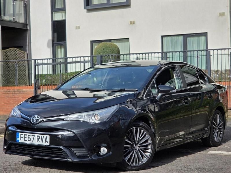 Used Toyota Avensis Design 143 HP (105 kW) 2017 Black Sedan