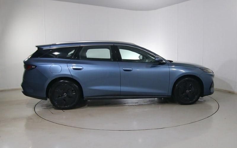 Usado BYD Seal Boost 184 CV (135 kW) 2025 Azul Familiar