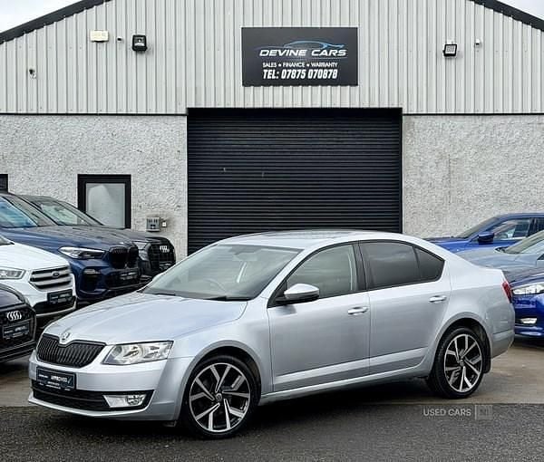 Używany Skoda Octavia SE 2015 Srebrny Hatchback