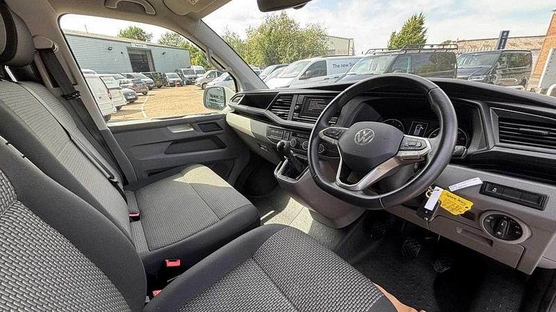 Used VW Transporter Highline 2024 White Van