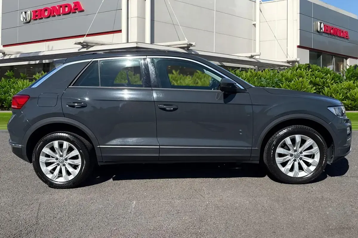 Begagnad VW T-Roc SE 2019 Grå SUV