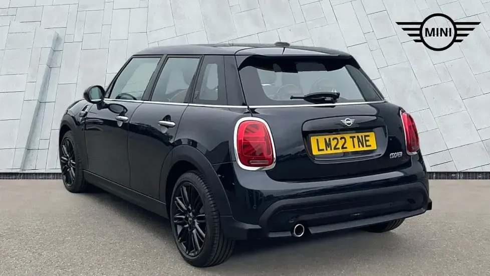 Used Mini Cooper Exclusive 136 HP (100 kW) 2022 Other Hatchback