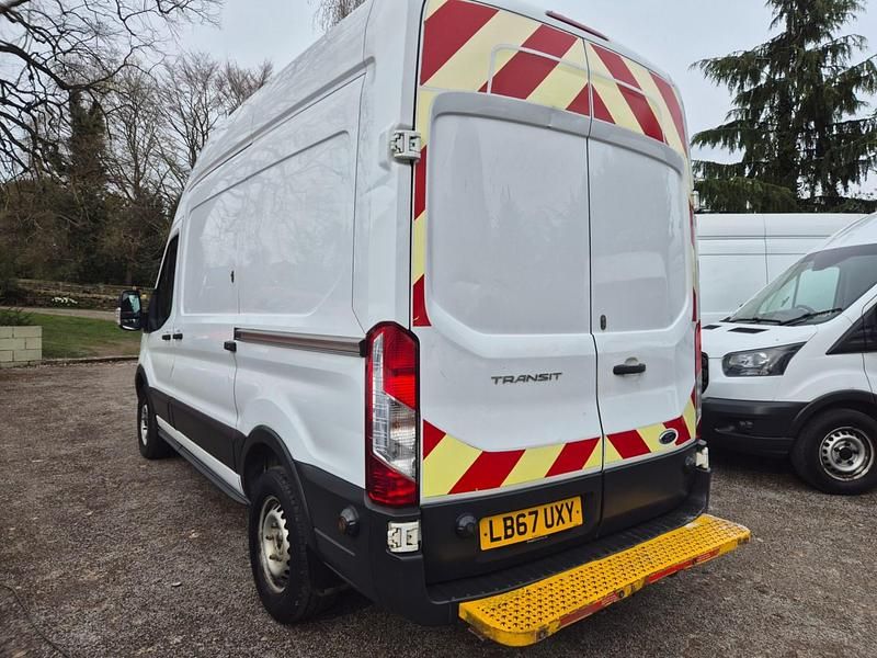Used Ford Transit 130 HP (95 kW) 2018 White MPV