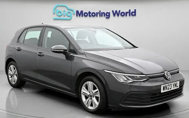 Używany VW Golf VIII Life 150 KM (110 kW) 2023 Hatchback