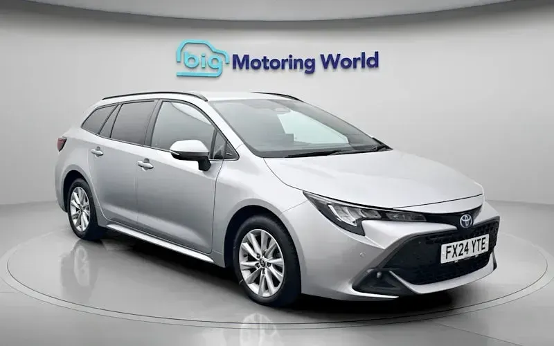 Used Toyota Corolla 140 HP (102 kW) 2026 Estate