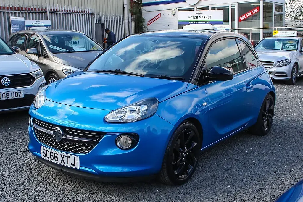 Used Vauxhall Adam S 70 HP (51 kW) 2016 Blue Hatchback