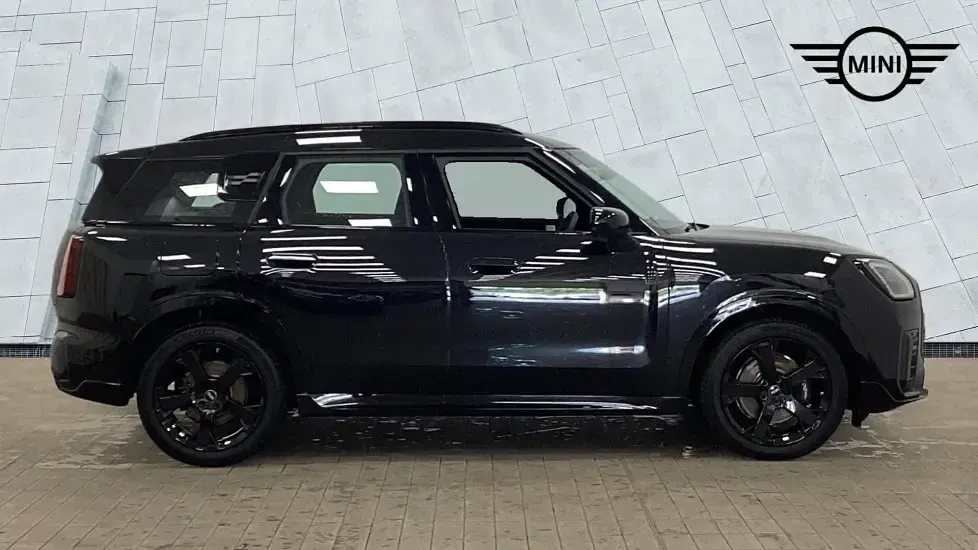 Used Mini Countryman 168 HP (123 kW) 2026 Black SUV