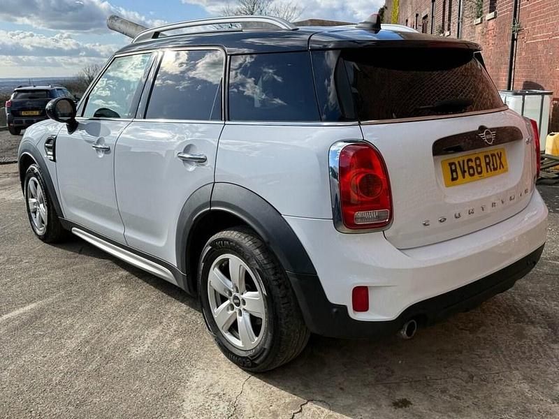 Used Mini Cooper Classic 136 HP (100 kW) 2018 White Hatchback
