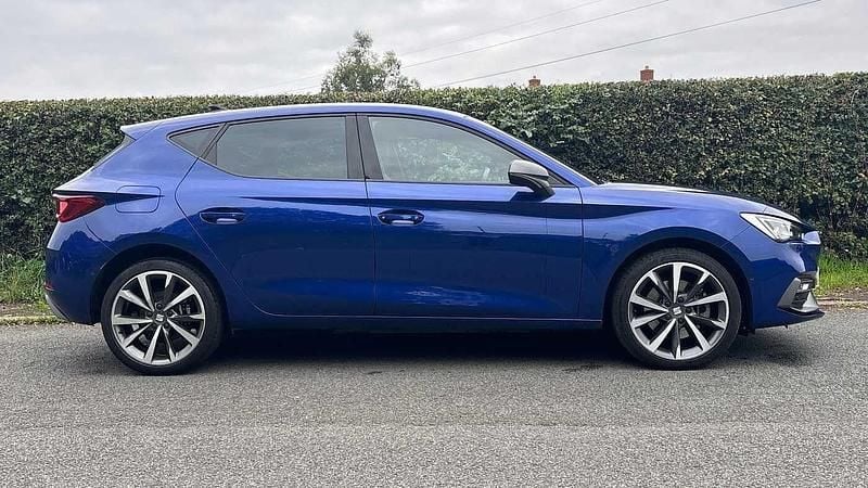 Used Seat Leon FR Sport 2020 Blue Hatchback