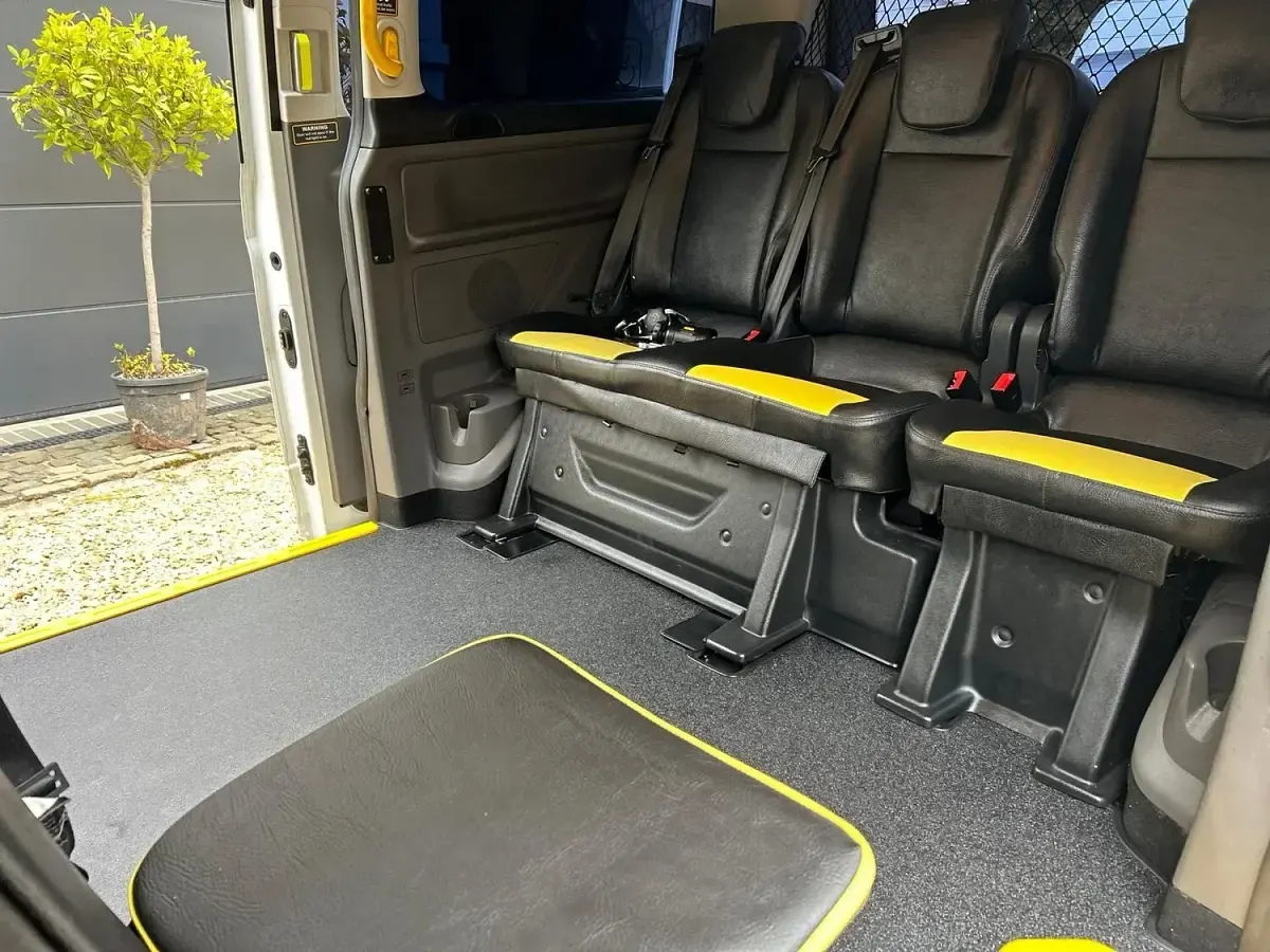 Used Ford Transit Tourneo Limited 130 HP (95 kW) 2020 White MPV