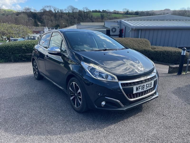 Used Peugeot 208 Allure Premium 2018 Grey Hatchback
