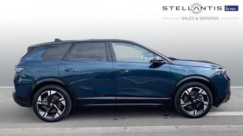 Second-hand Vauxhall Grandland Ultimate 154 kW (210 CP) 2024 Albastru SUV