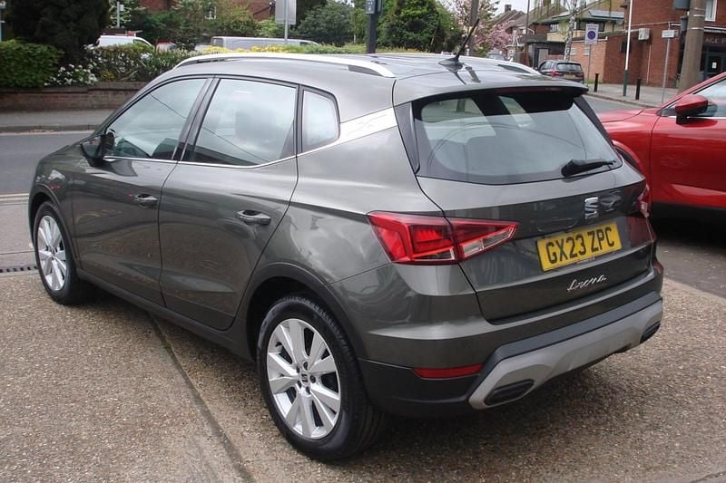 Used Seat Arona Xperience 2023 Cliff grey metallic SUV