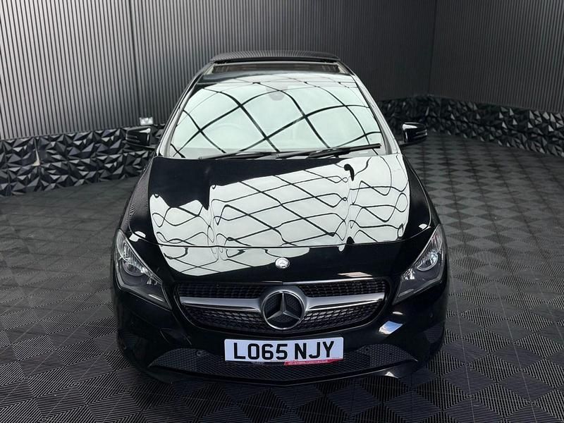 Used Mercedes CLA200 136 HP (100 kW) 2015 Black Estate