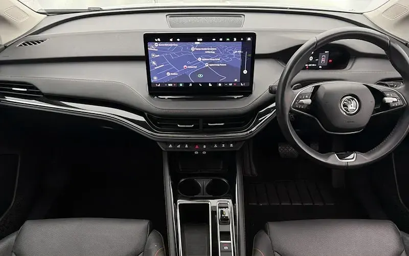 Used Skoda Enyaq iV 210 kW (286 HP) 2024 White SUV