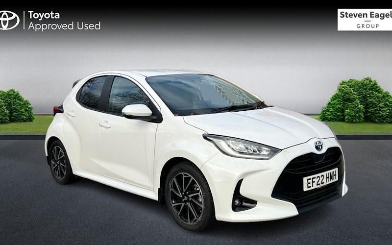 Used Toyota Yaris Hybrid Design 116 HP (85 kW) 2025 Hatchback