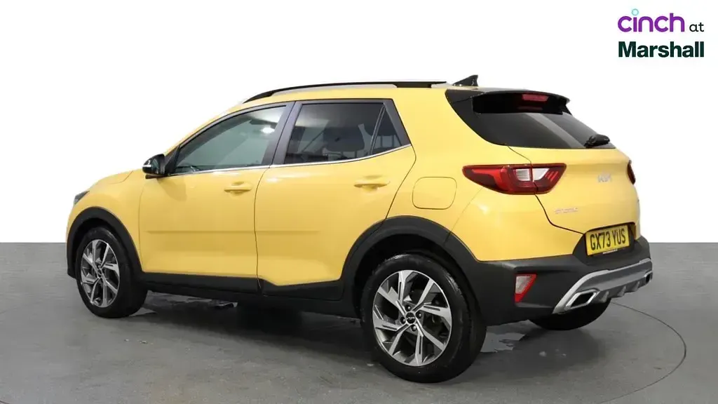 Used Kia Stonic GT-Line 100 HP (73 kW) 2023 Yellow SUV