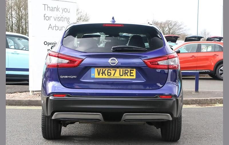 Used Nissan Qashqai Tekna 108 HP (79 kW) 2017 Blue SUV