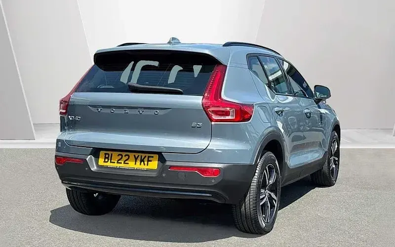 Used Volvo XC40 Plus 163 HP (119 kW) 2026 SUV