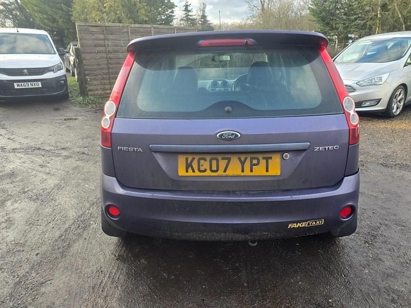 Used Ford Fiesta Zetec 79 HP (58 kW) 2007 Purple Hatchback