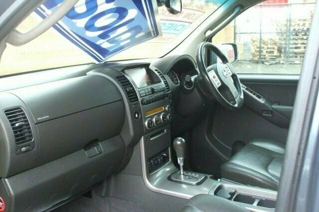 Used Nissan Pathfinder 174 HP (127 kW) 2005 SUV