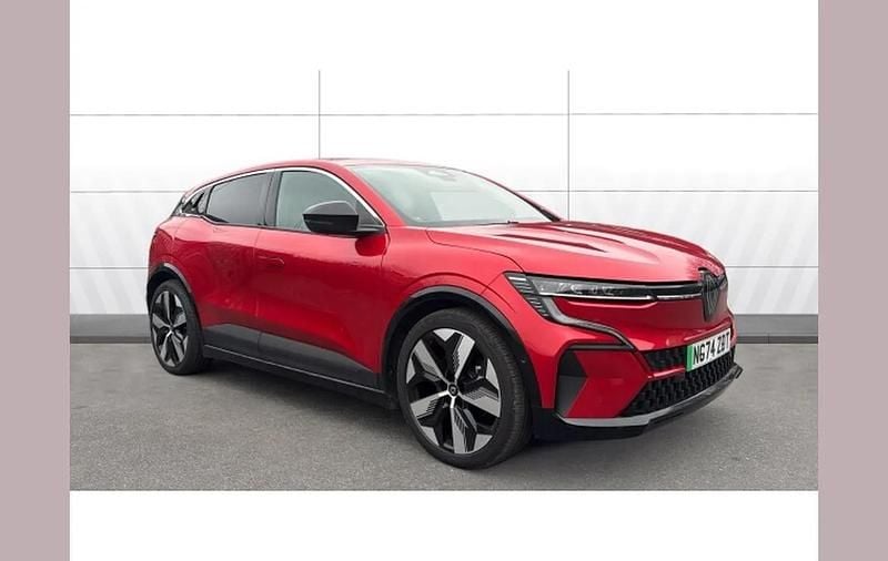 Used Renault Megane E-Tech Komfort 160 kW (218 HP) 2024 Red Hatchback