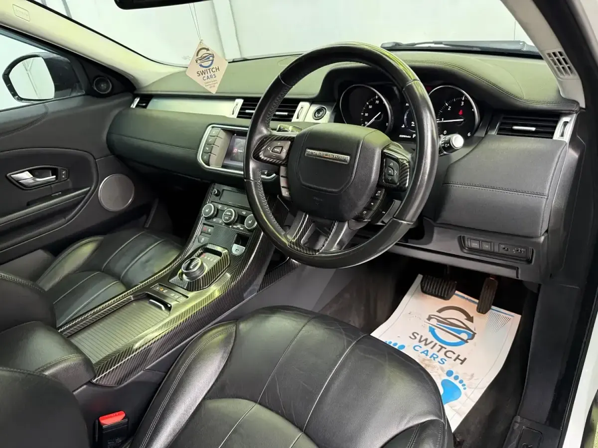 Used Land Rover Range Rover evoque SE 2018 White Estate