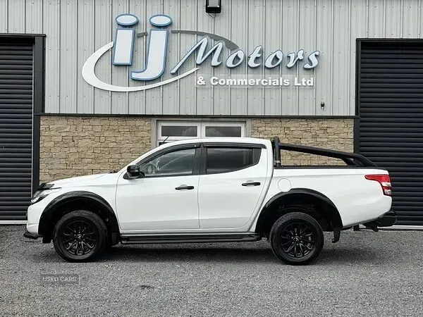 Used Mitsubishi L200 181 HP (133 kW) 2019 White Pickup
