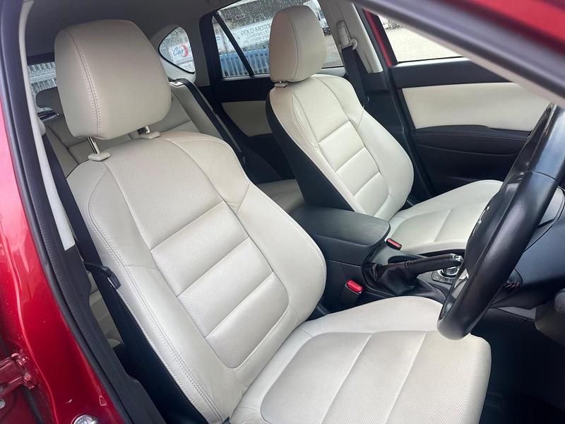Used Mazda CX-5 Inclusive 175 HP (128 kW) 2015 Red SUV