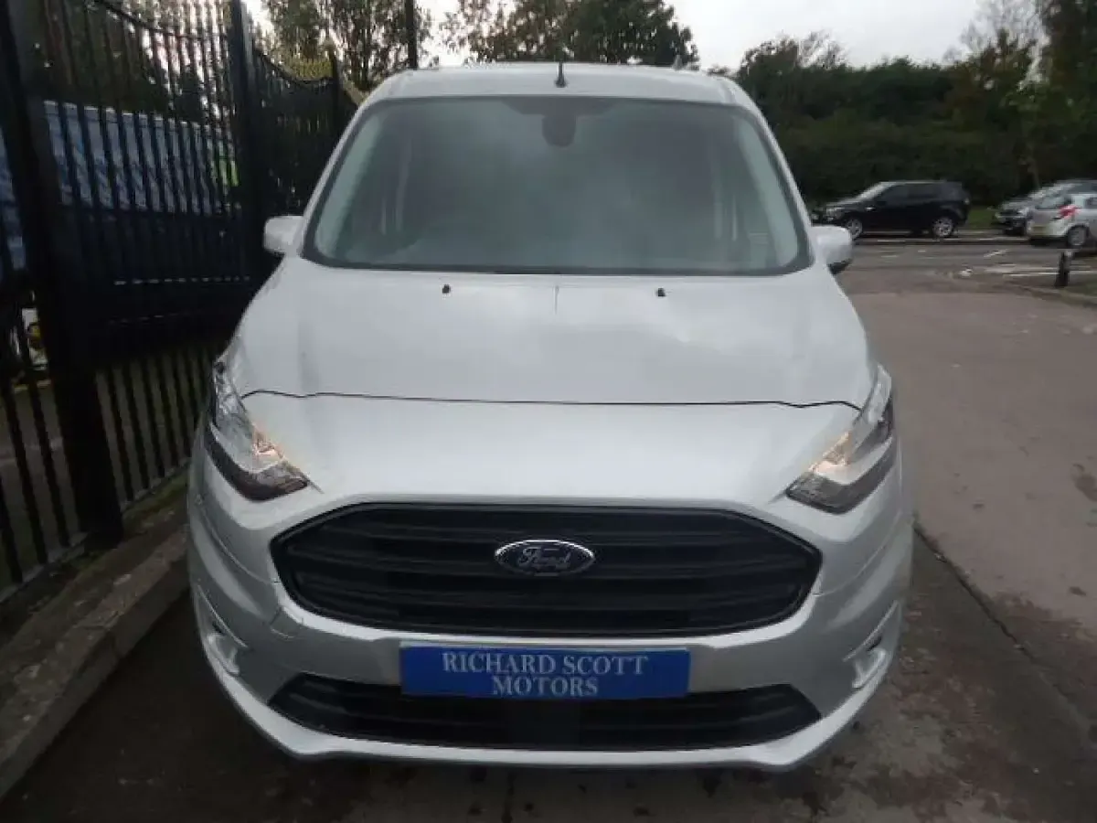 Used Ford Transit Connect Limited 100 HP (73 kW) 2023 Silver MPV