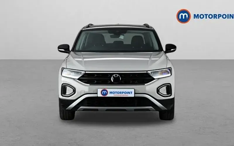 Used VW T-Roc Life 110 HP (80 kW) 2024 SUV