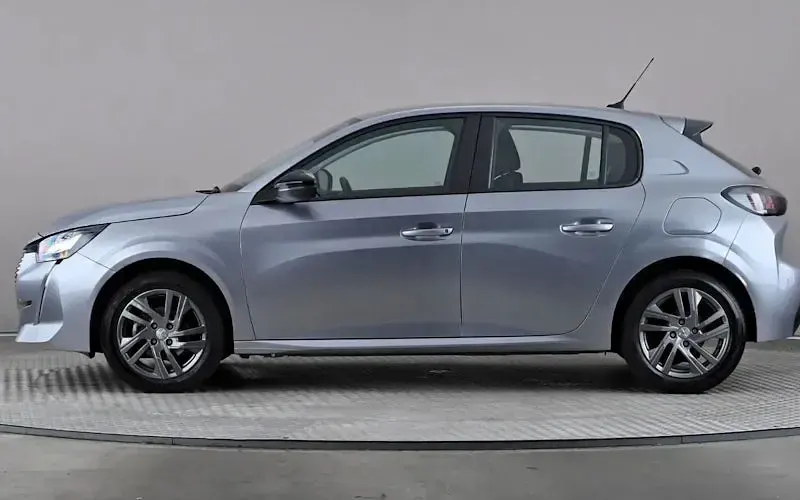 Used Peugeot 208 Active Premium 75 HP (55 kW) 2022 Grey Hatchback