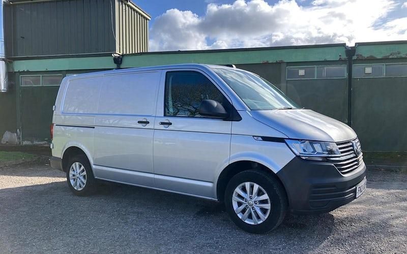 Used VW Transporter Startline 90 HP (66 kW) 2024 Van
